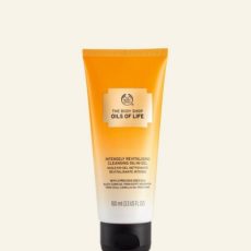 The Body Shop Oils Of Life Intensely Revitalising Cleansing Oil In Gel